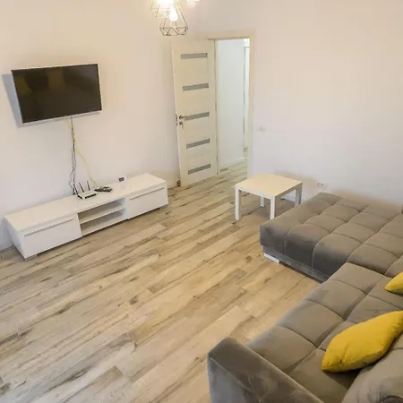 Lexis Mamaia